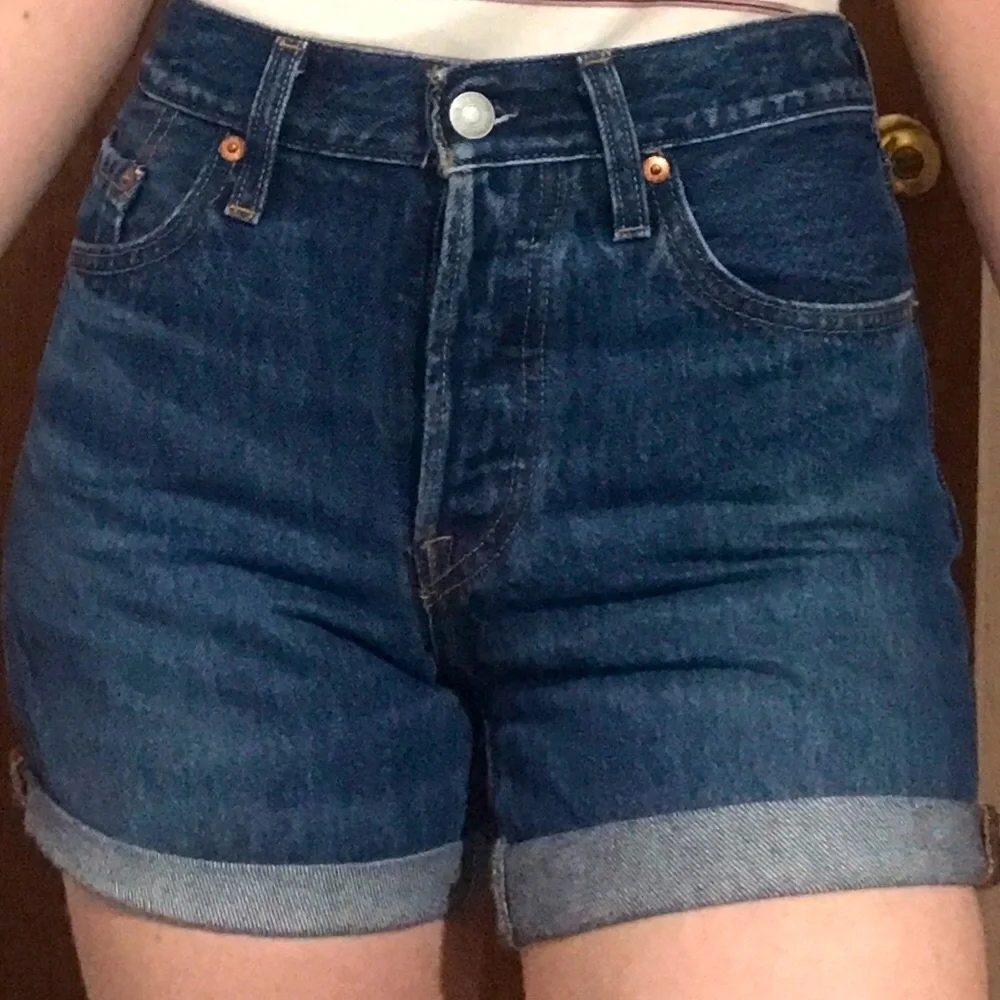 NWOT Levi’s 501 Long Denim Shorts